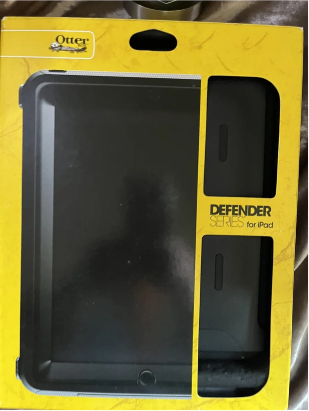 NEW OTTERBOX DEFENDER SERIES IPAD 1ST GENERATION BLACK APL2-IPAD1-WITH CUP